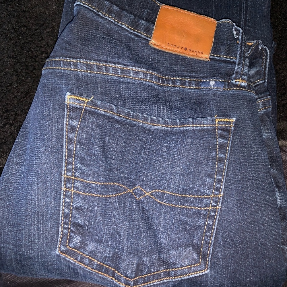 LUCKY BRAND BOOTCUT JEANS 💕